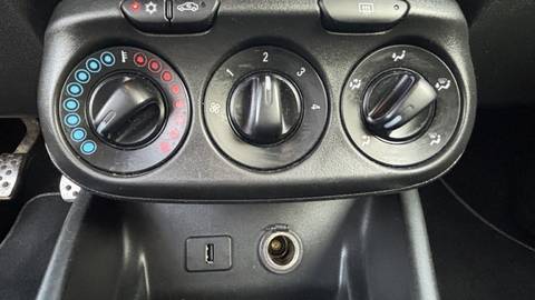 2018 Opel Corsa — sličica 18