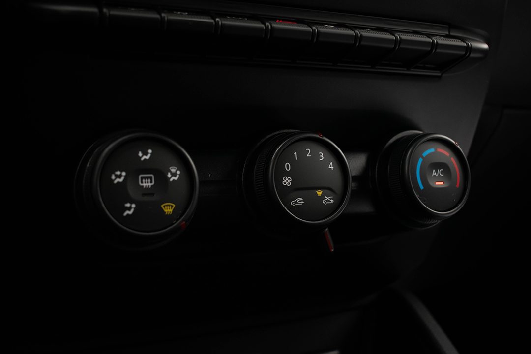 2023 Dacia Duster — fotografija 13