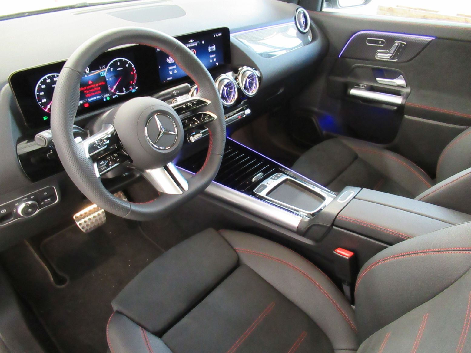 2025 Mercedes-Benz GLA — fotografija 17
