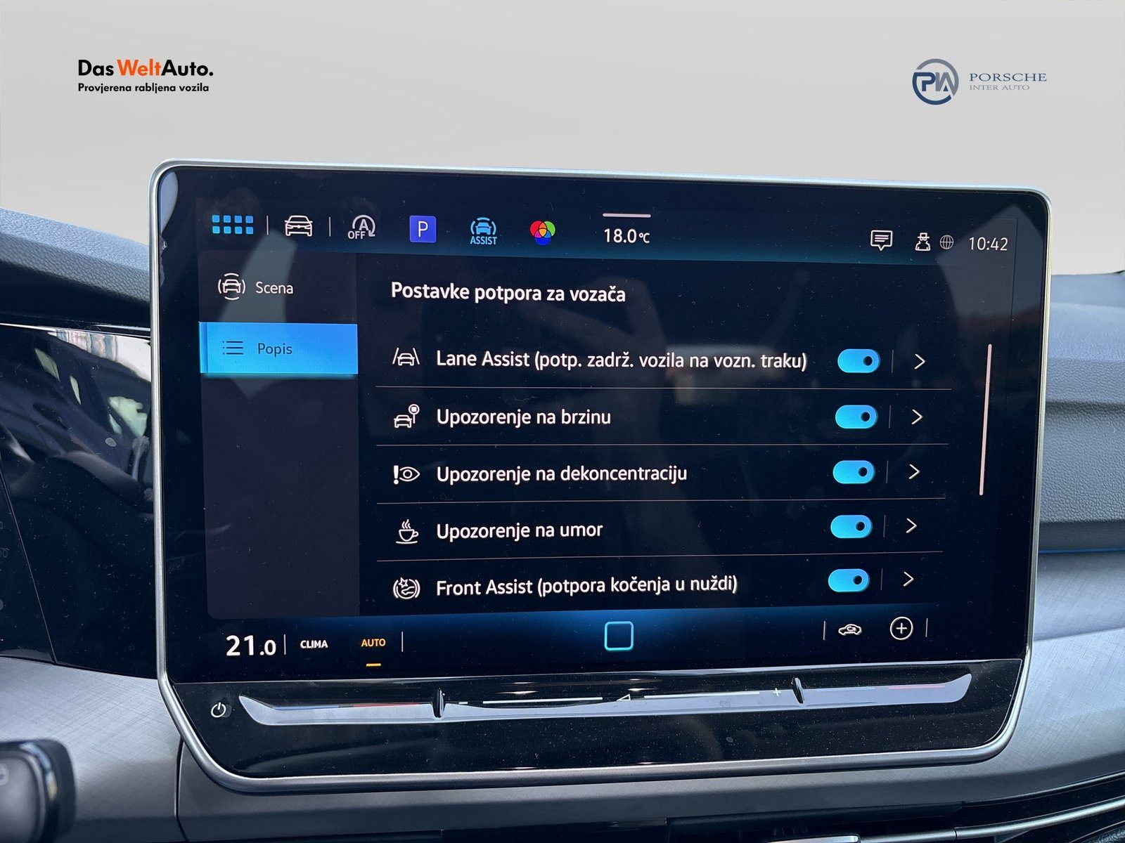 2025 Volkswagen Golf — fotografija 16