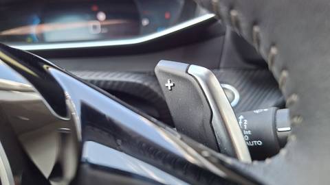 2022 Peugeot 2008 — sličica 21