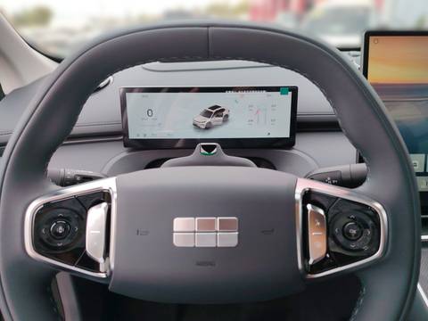 2026 Geely Starray EM-i — sličica 15
