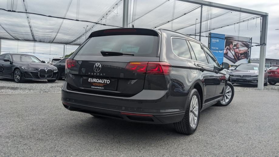 2023 Volkswagen Passat — fotografija 3