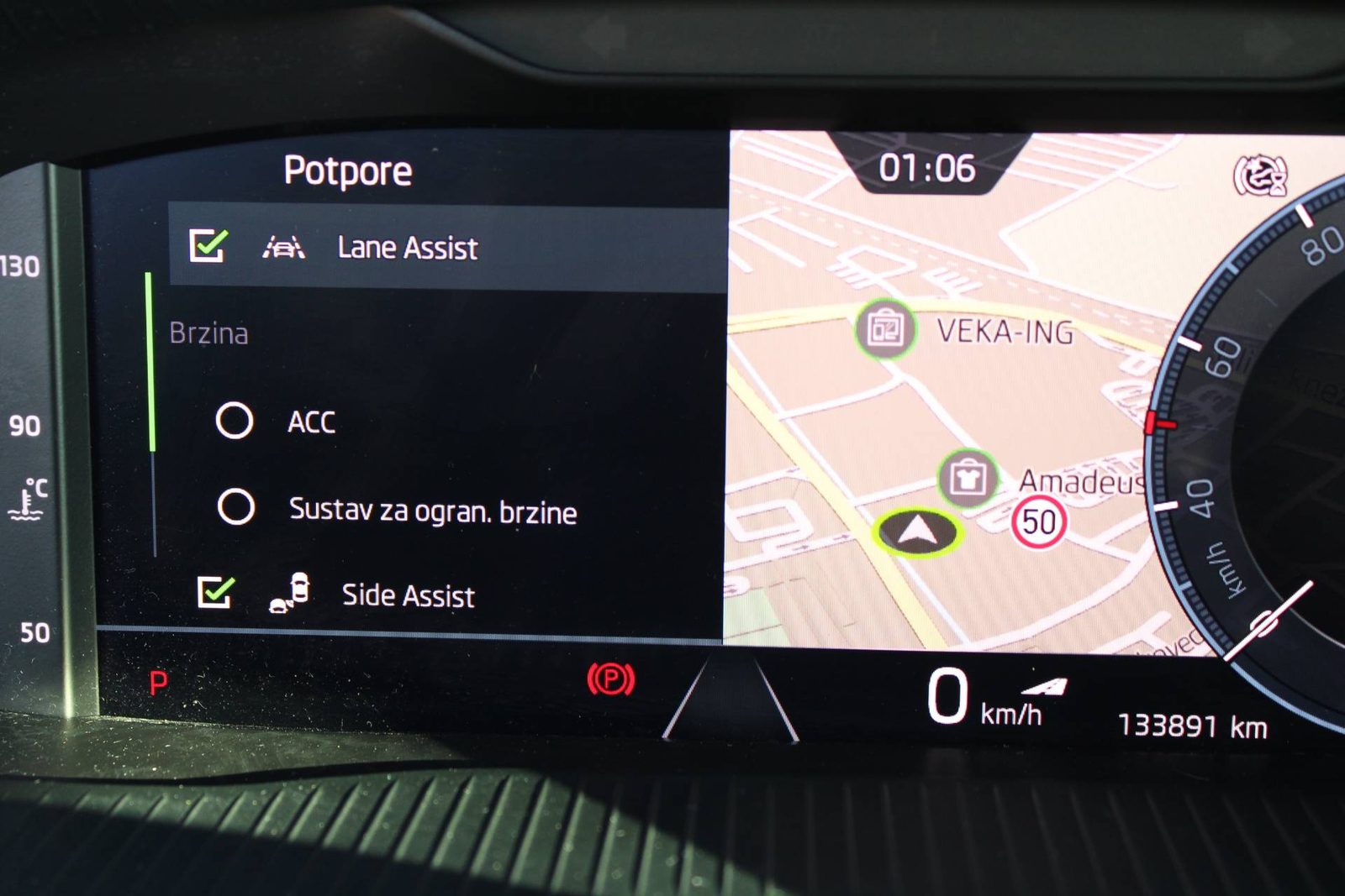 2022 Škoda Octavia — fotografija 24