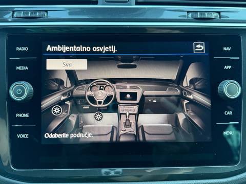2020 Volkswagen Tiguan — sličica 14