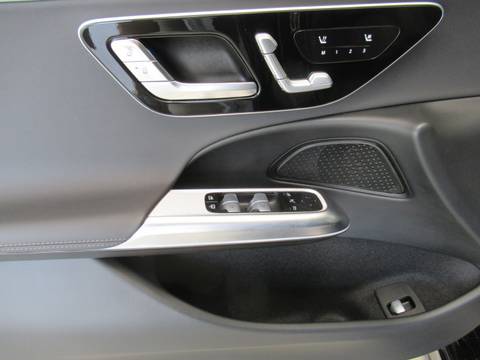 2025 Mercedes-Benz E-klasa AMG Line — sličica 15