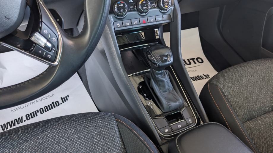 2022 Škoda Karoq — fotografija 19