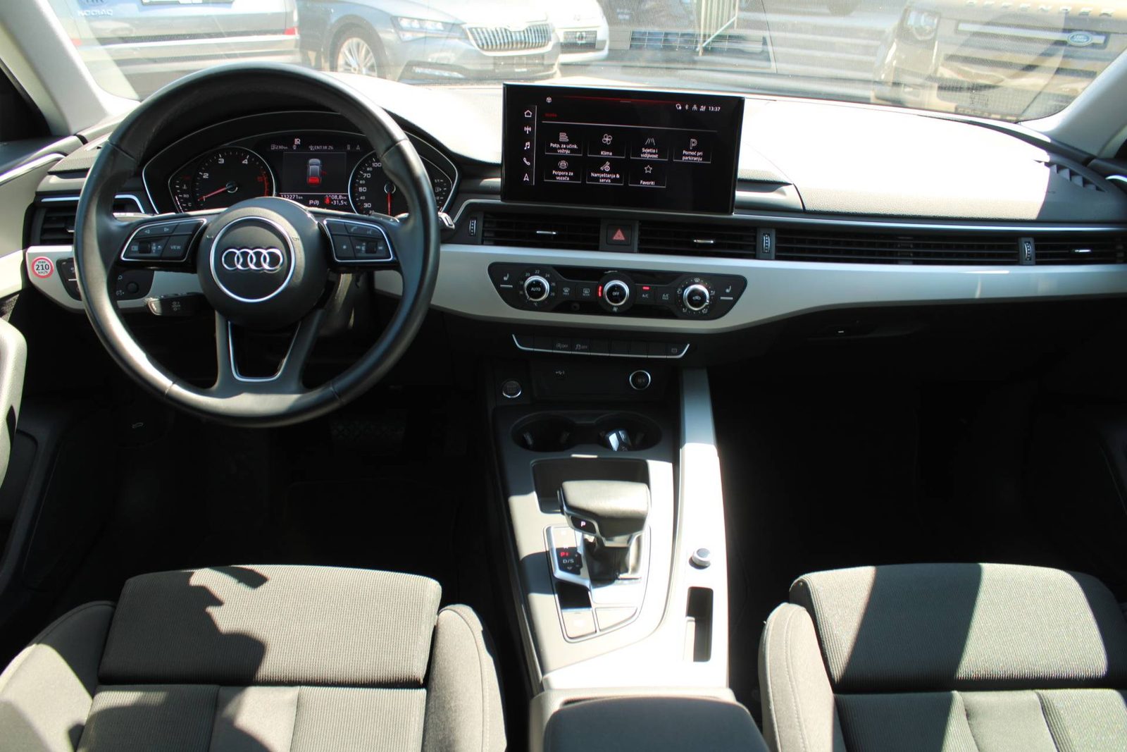 2022 Audi A4 Avant — fotografija 12