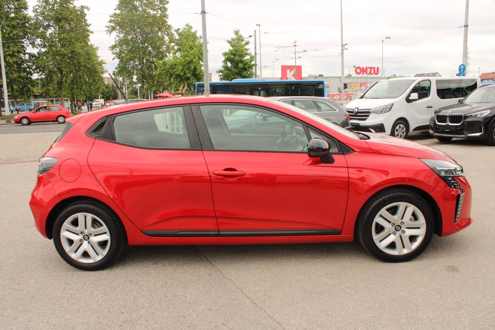 2024 Renault Clio — fotografija 4