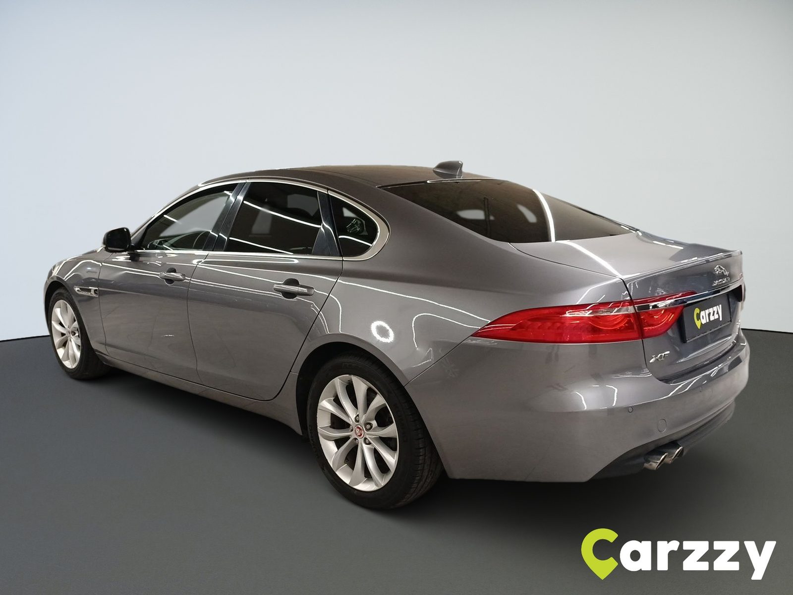 2021 Jaguar XF — fotografija 8