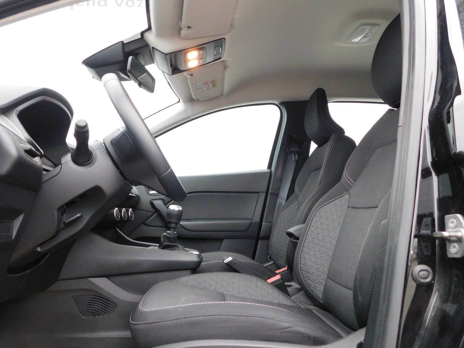 2023 Renault Captur — fotografija 7