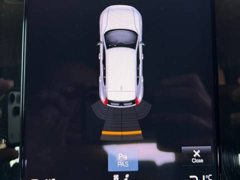 2022 Volvo XC40 — sličica 16