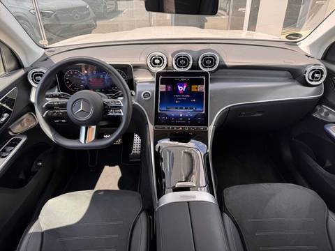 2024 Mercedes-Benz GLC — sličica 13