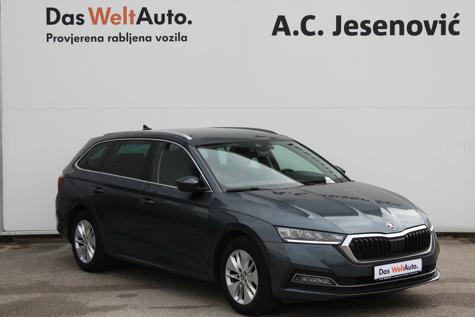 2022 Škoda Octavia Combi — fotografija 3
