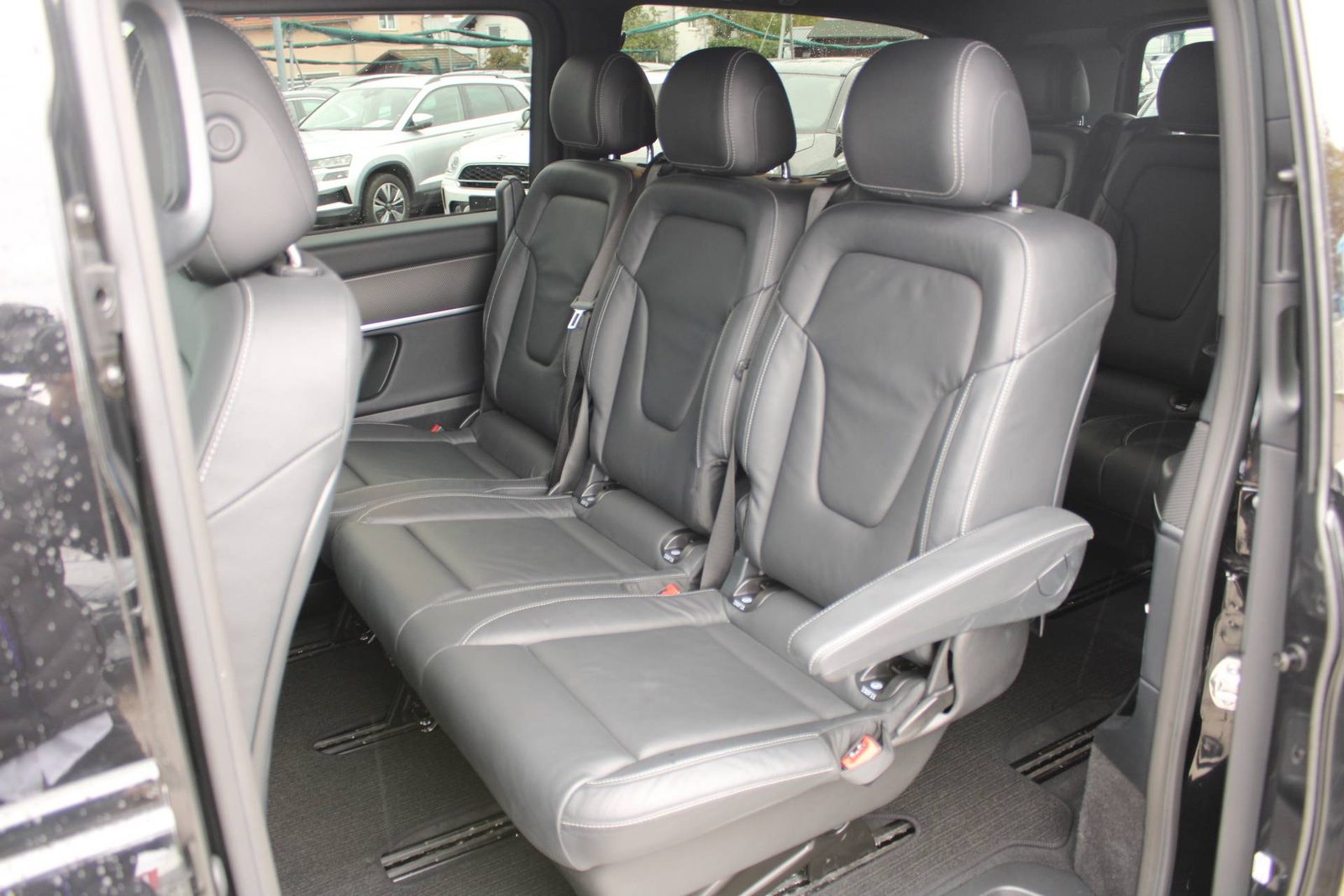 2023 Mercedes-Benz V-klasa — fotografija 11
