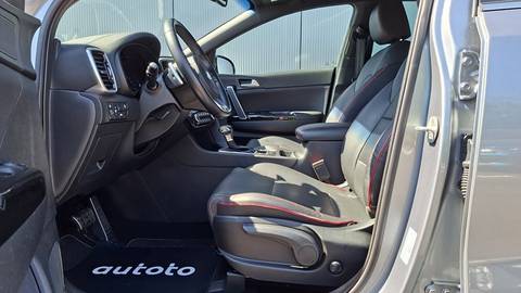 2020 Kia Sportage — sličica 6