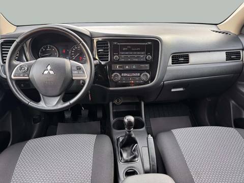 2013 Mitsubishi Outlander — sličica 8