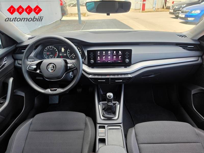 2022 Škoda Octavia — fotografija 8