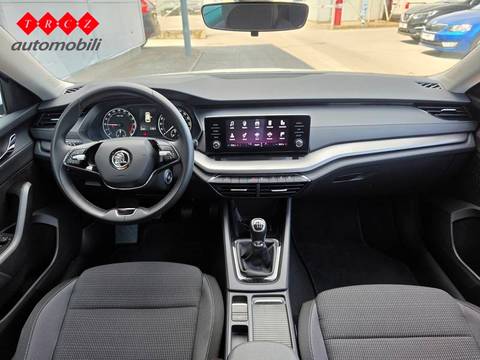2022 Škoda Octavia — sličica 8
