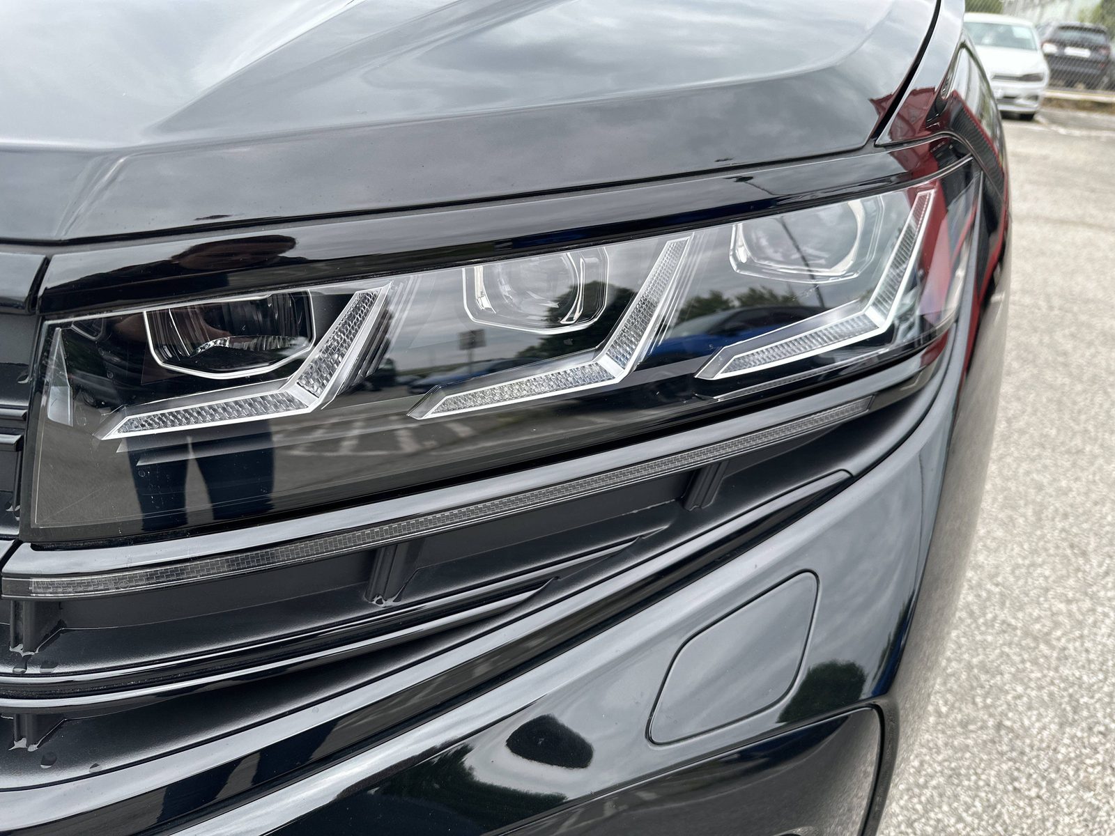 2024 Volkswagen Touareg — fotografija 18