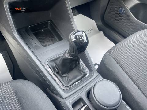 2021 Volkswagen Caddy — sličica 15
