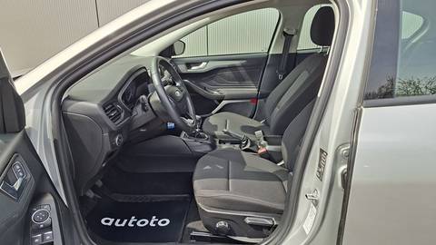 2019 Ford Focus — sličica 6
