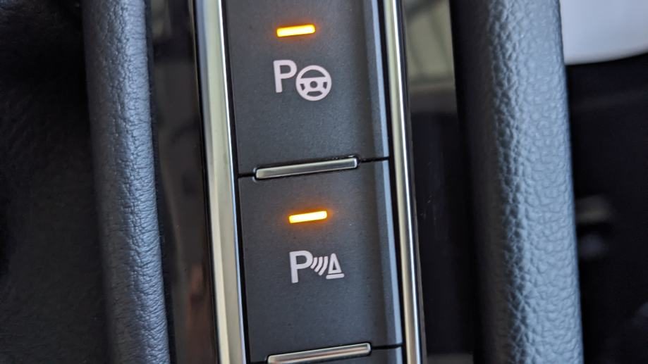 2023 Volkswagen Passat — fotografija 30