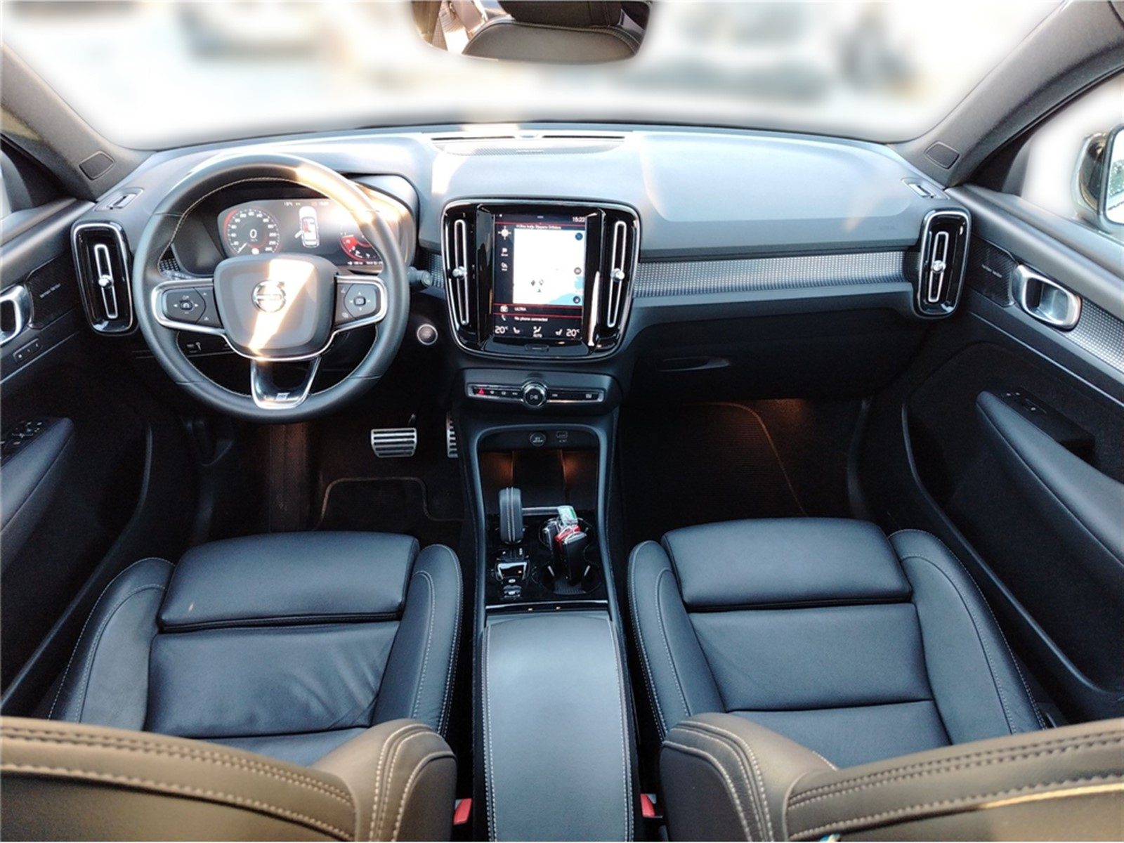 2020 Volvo XC40 — fotografija 10