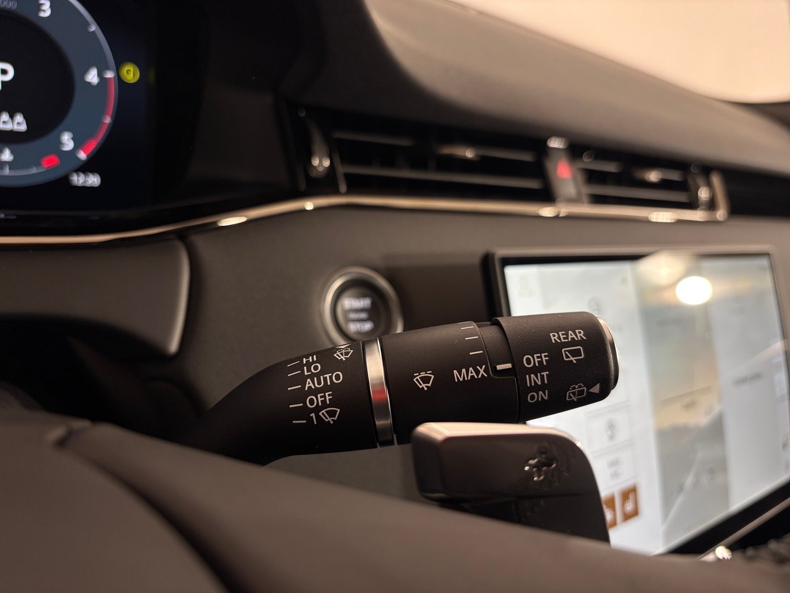 2025 Land Rover Range Rover Evoque — fotografija 20