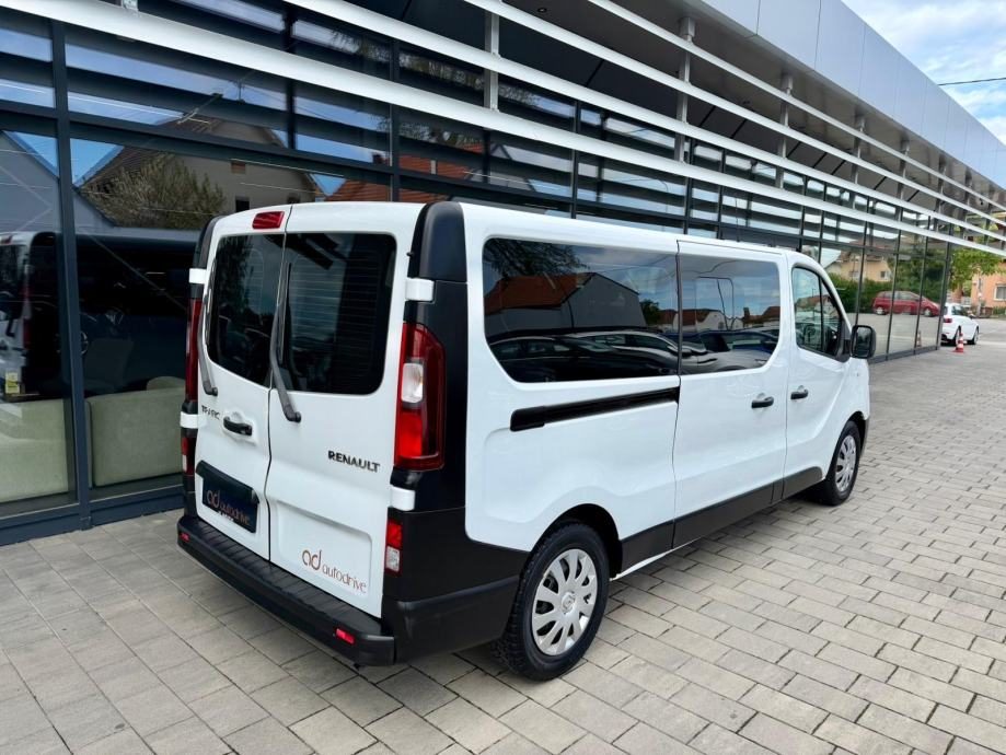 2015 Renault Trafic — fotografija 8