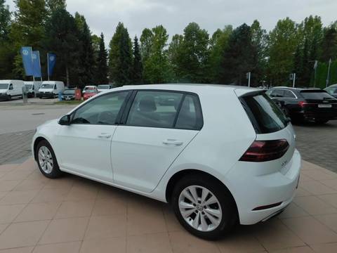 2019 Volkswagen Golf — sličica 9