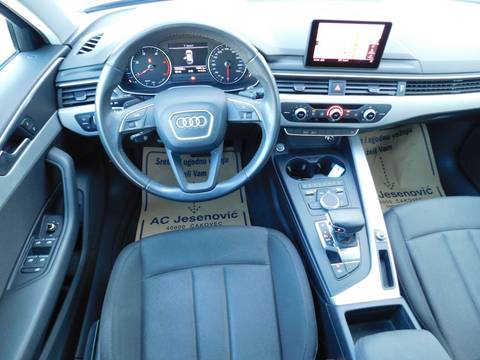 2019 Audi A4 Avant — sličica 10