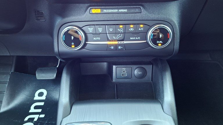 2023 Ford Focus — fotografija 13