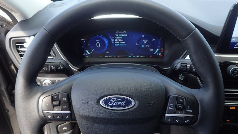 2023 Ford Kuga — fotografija 8