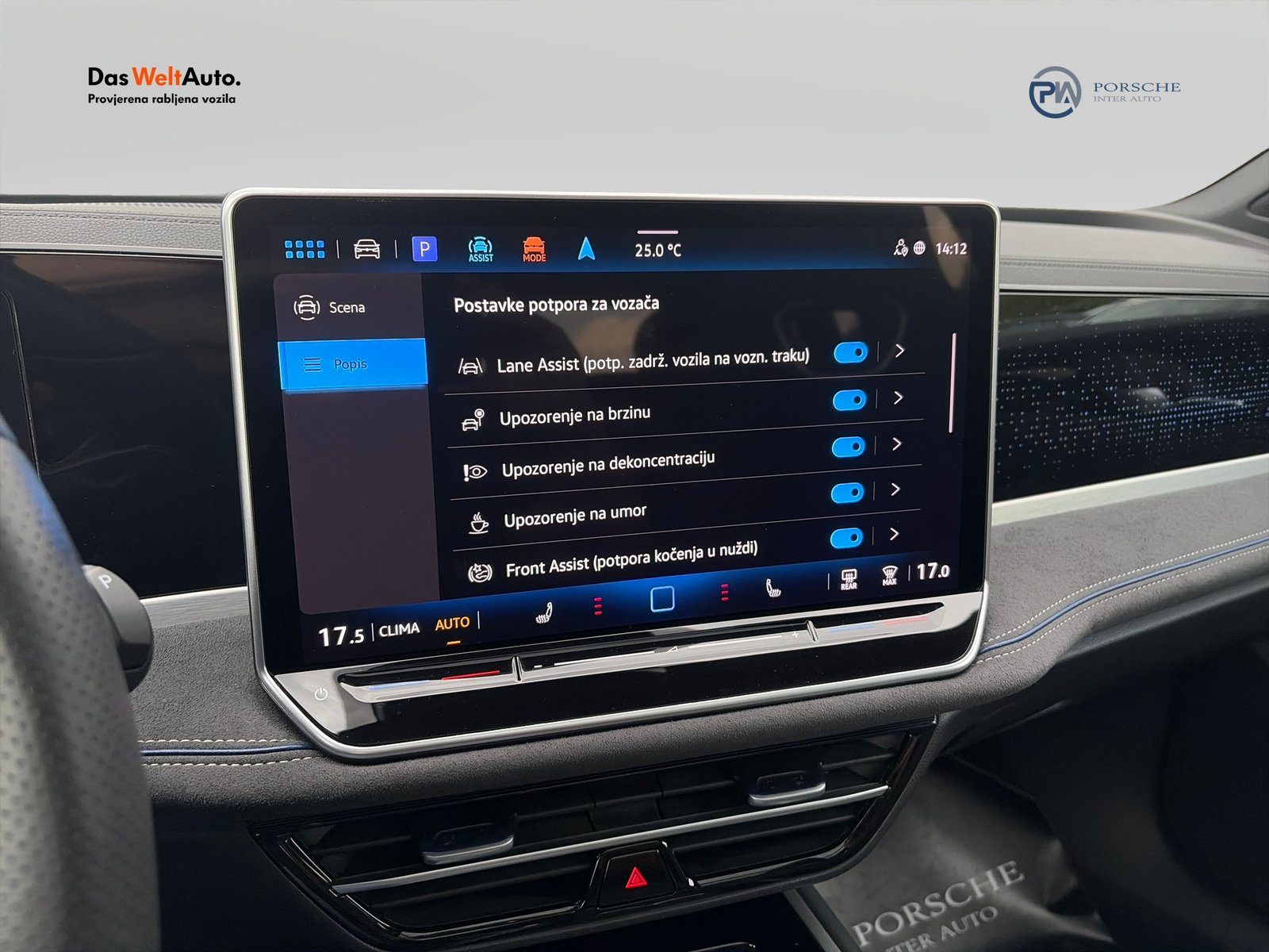 2025 Volkswagen Passat R-Line — fotografija 16