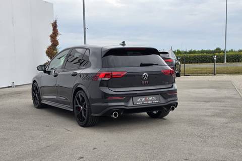 2024 Volkswagen Golf — sličica 3