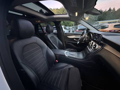 2020 Mercedes-Benz GLC — sličica 6