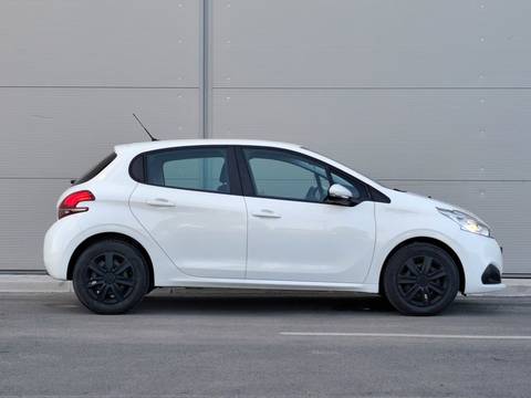 2019 Peugeot 208 — sličica 8