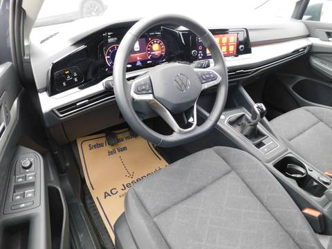 2024 Volkswagen Golf — sličica 8