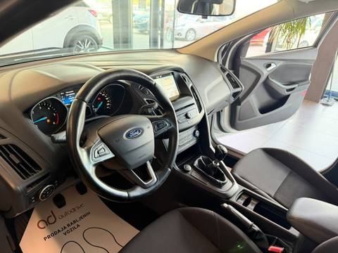 2018 Ford Focus — sličica 14