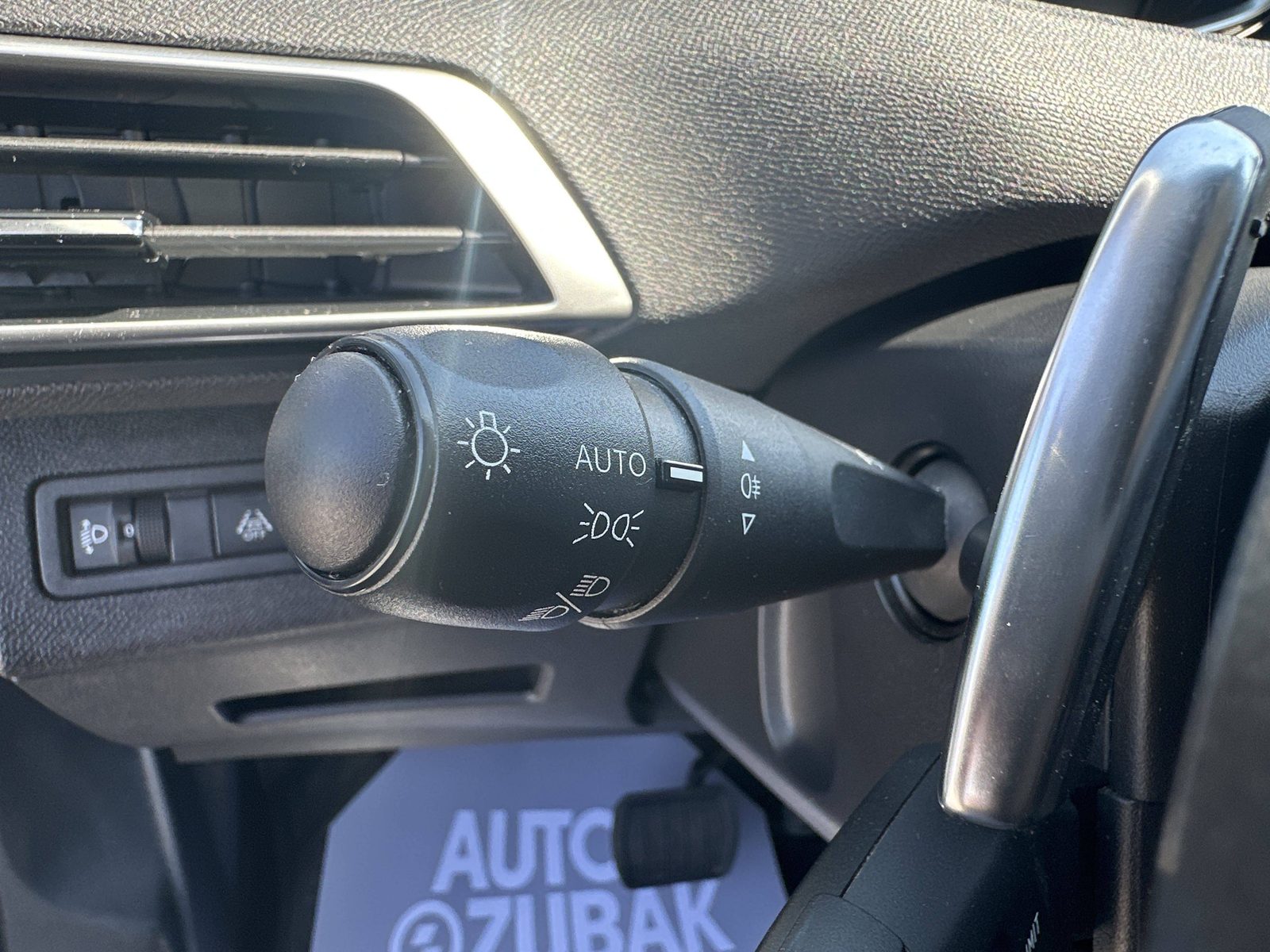 2022 Peugeot 3008 — fotografija 25