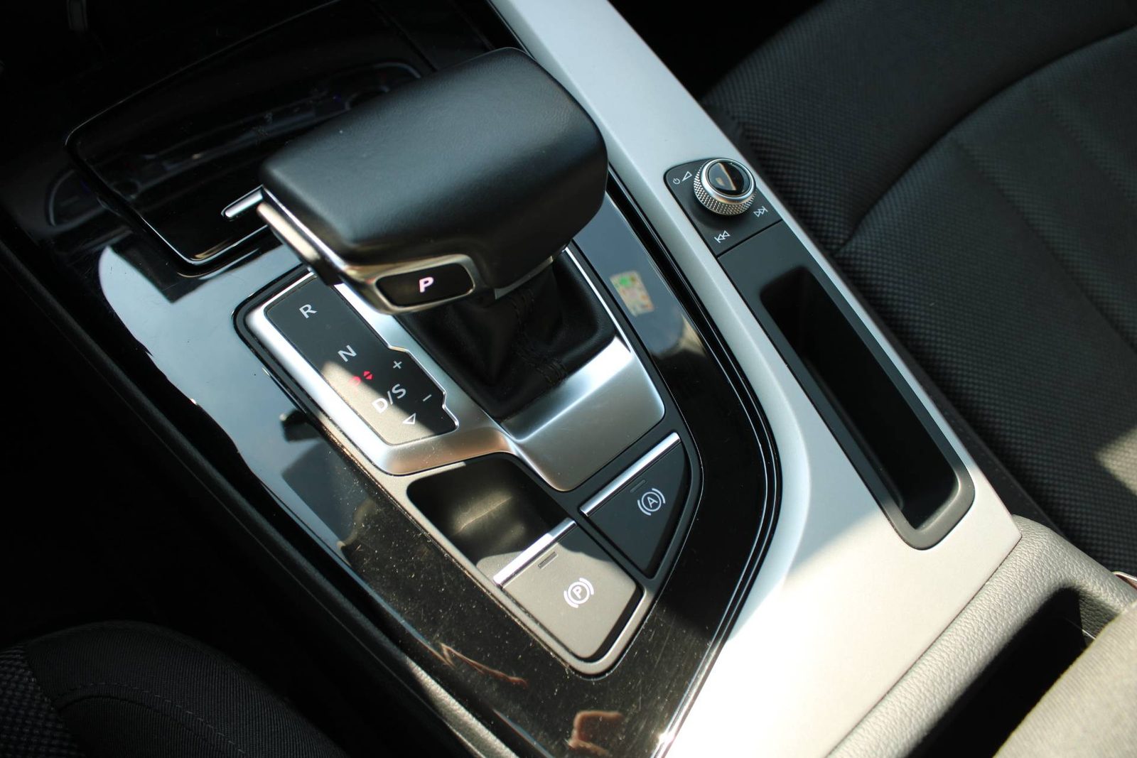 2022 Audi A4 — fotografija 18