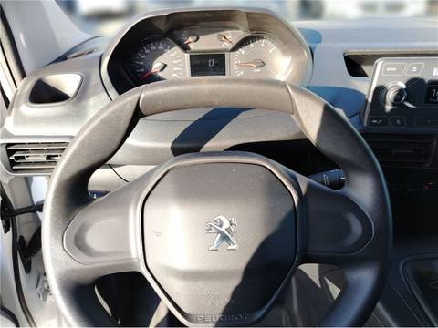 2021 Peugeot Partner — sličica 8