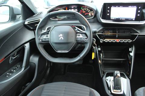 2021 Peugeot 2008 — sličica 12