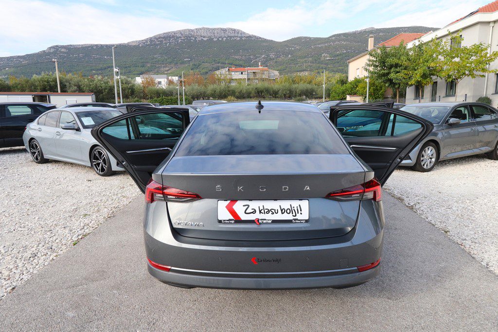 2024 Škoda Octavia — fotografija 15