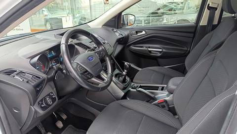 2017 Ford Kuga — sličica 8