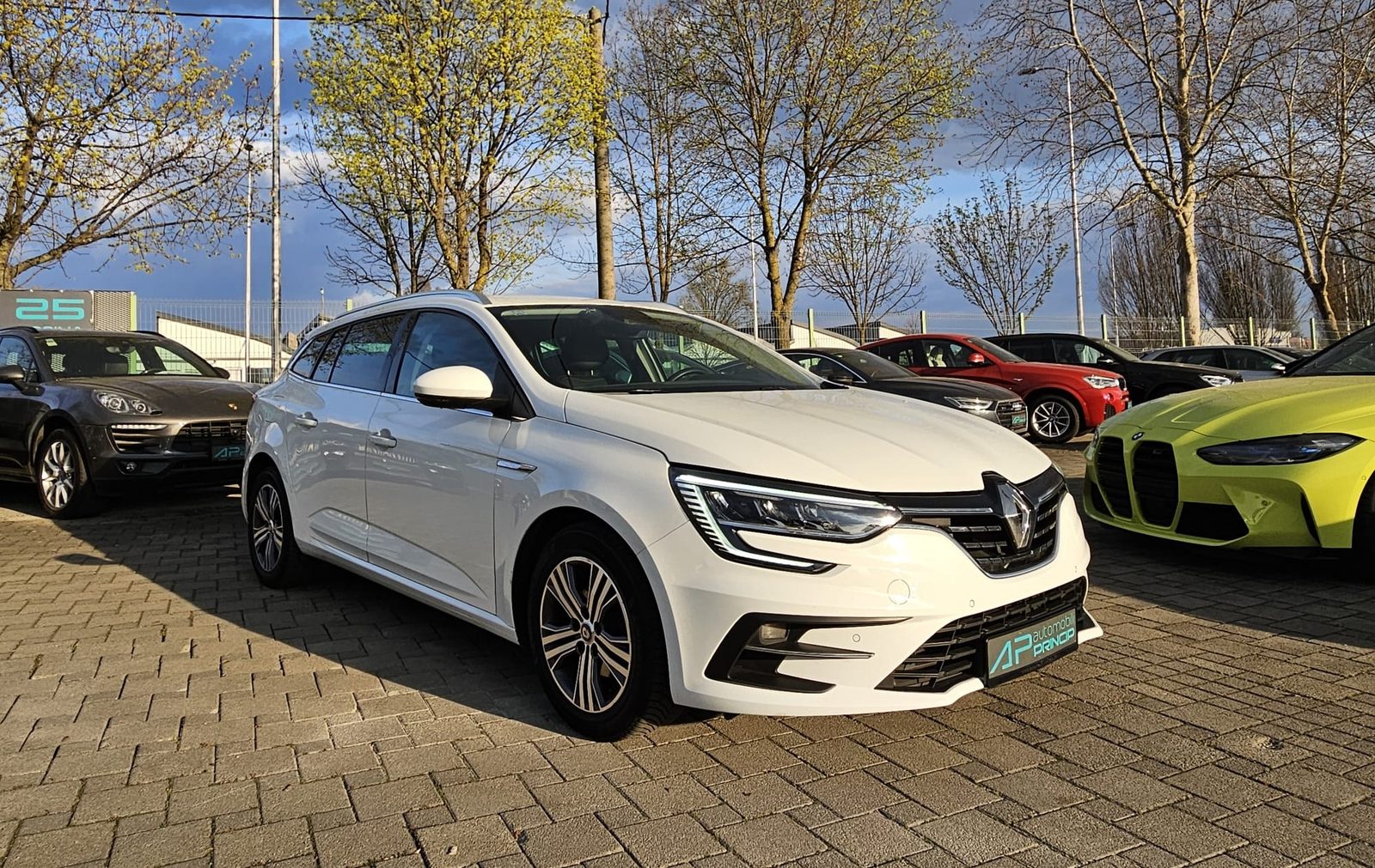 2022 Renault Megane — fotografija 8