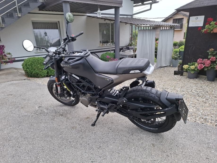 2022 Husqvarna SVARTPILEN 125 — fotografija 6