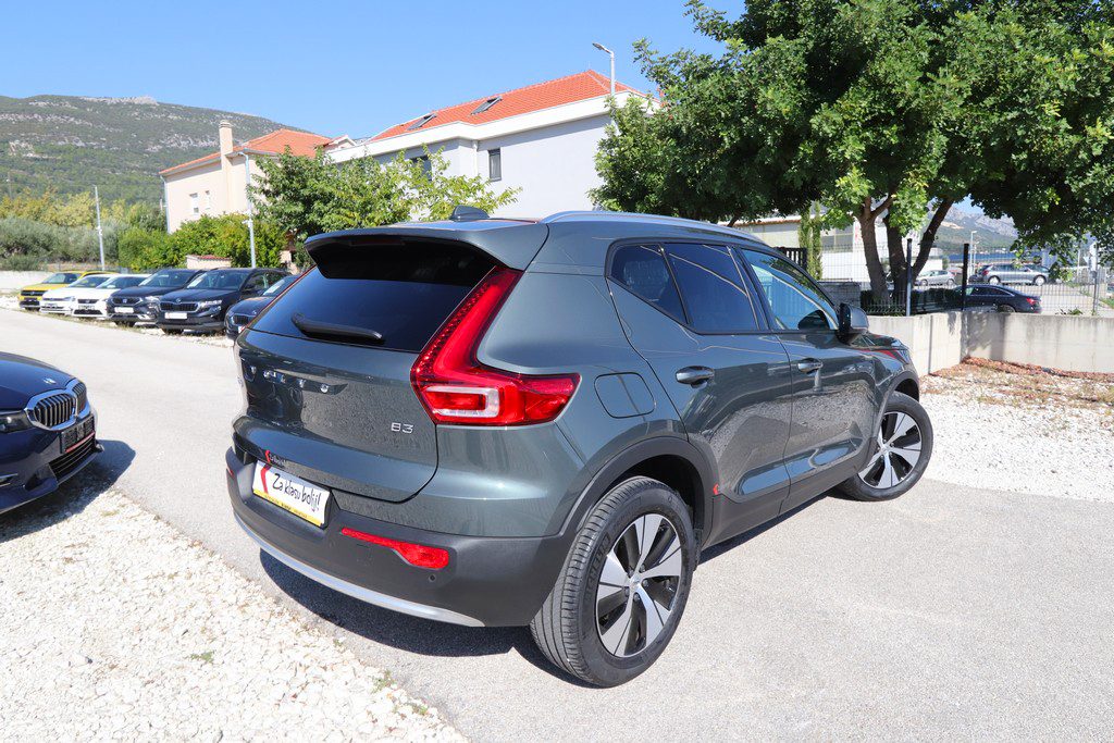 2026 Volvo XC40 — fotografija 15