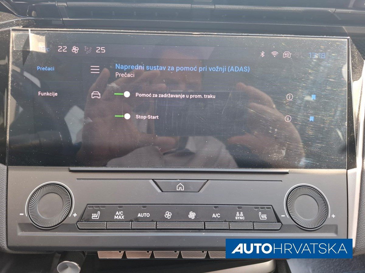 2023 Peugeot 308 — fotografija 18